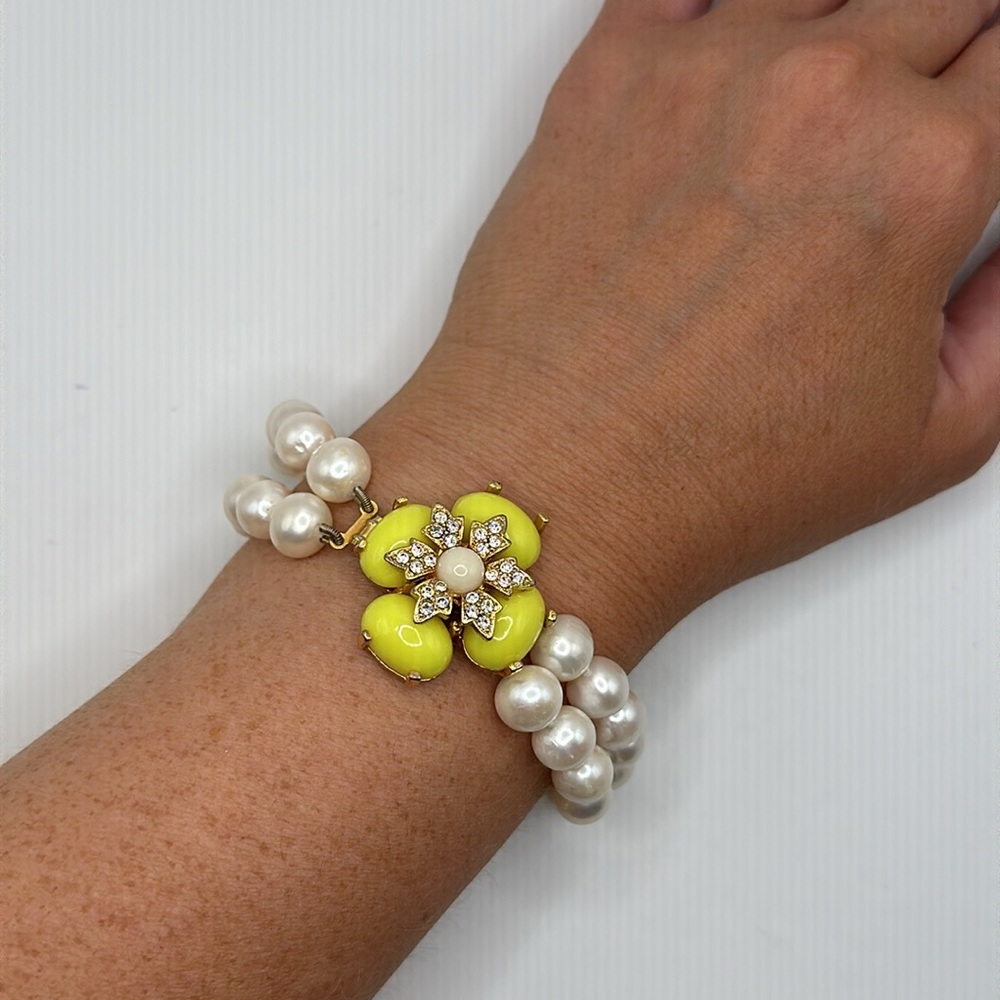 RARE! J Crew Real Pearl Bracelet - Yellow Gemstone Flower, Box Clasp Pearls